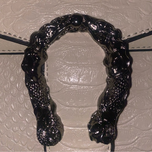 Ivory Mermaid 🧜‍♀️ M-L purse - Picture 2 of 5